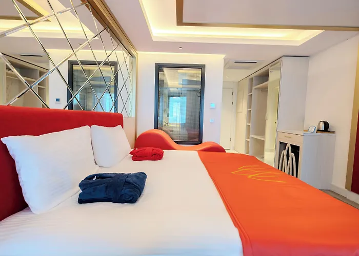 Granada Luxury Red Adult Only Szálloda 5*