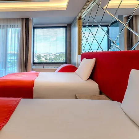 Granada Luxury Red Adult Only 5*